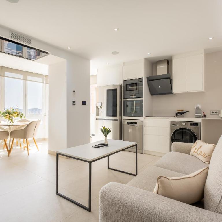 Luxury beachfront suite palmeras for 2 - Happy Rentals - Apartamento Deluxe - 4