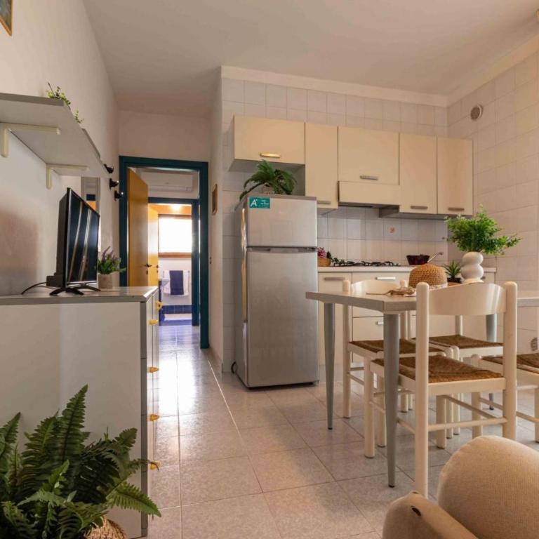 Welcoming flat with private garden-Beahost - Appartamento - 2