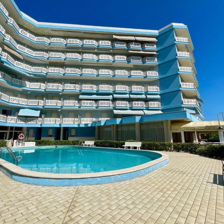 Modern studio with shared pool - Monolocale - 8