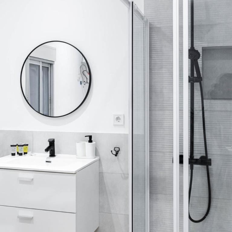 Tetuan Ground Floor with wifi and AC - Standard Studio - 23