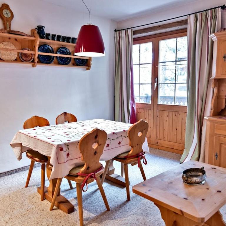 Chesa Grischuna 2pax- Madulain - Apartment - 2