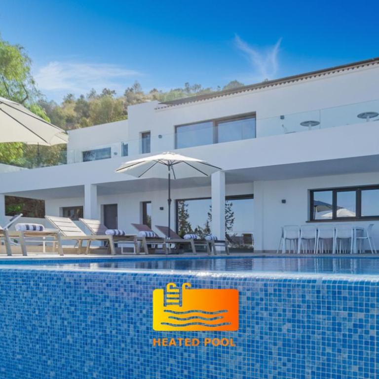 Happyplace Malaga - Villa with Panoramic Sea View Heated Infinity Saltwater Pool - Villa con vistas al mar - 1