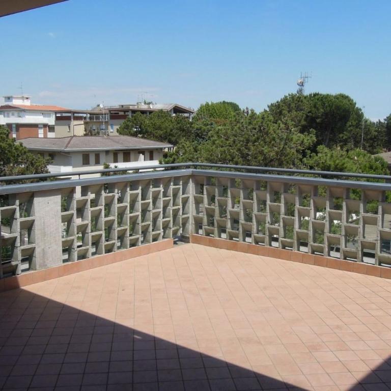 Flat with luminous terrace close to the sea - Appartamento - 10