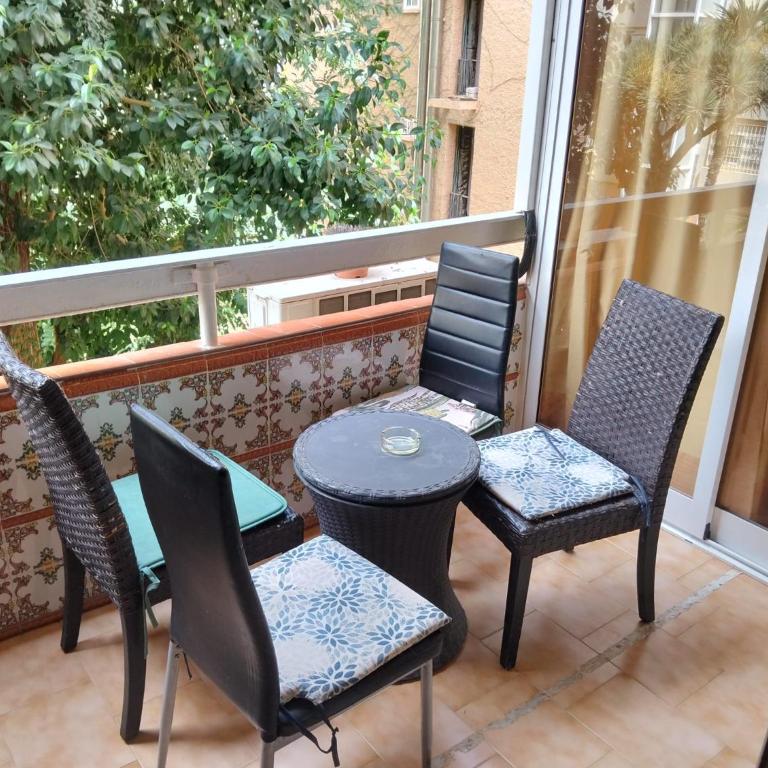 Carihuela Apartment By Torremolinos On-line - Apartamento de 1 dormitorio - 2