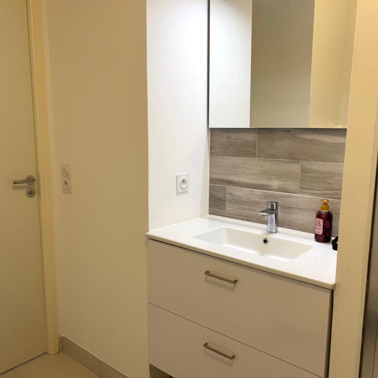 ღ Le Lumea - T2 Neuf Cosy & Parking Privé - Appartamento con 1 Camera da Letto e Balcone - 15