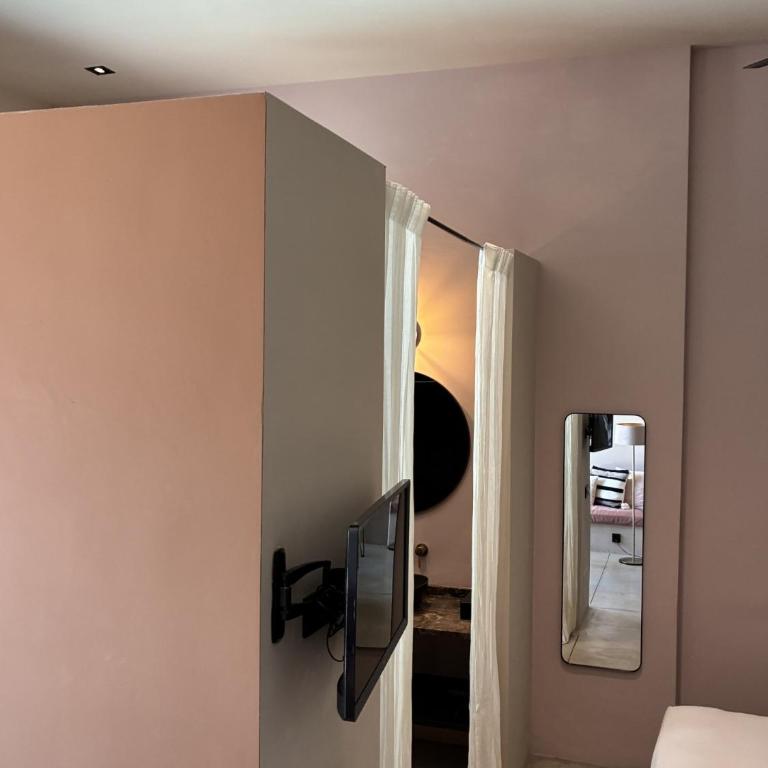 SUITES 9 MALAGA, three unique suites with private plunge pool - Apartamento de 1 dormitorio - 23