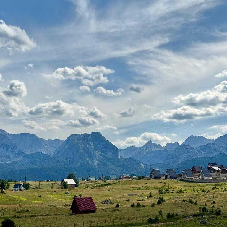 Durmitor's Mirror Žabljak - Two-Bedroom House - 23