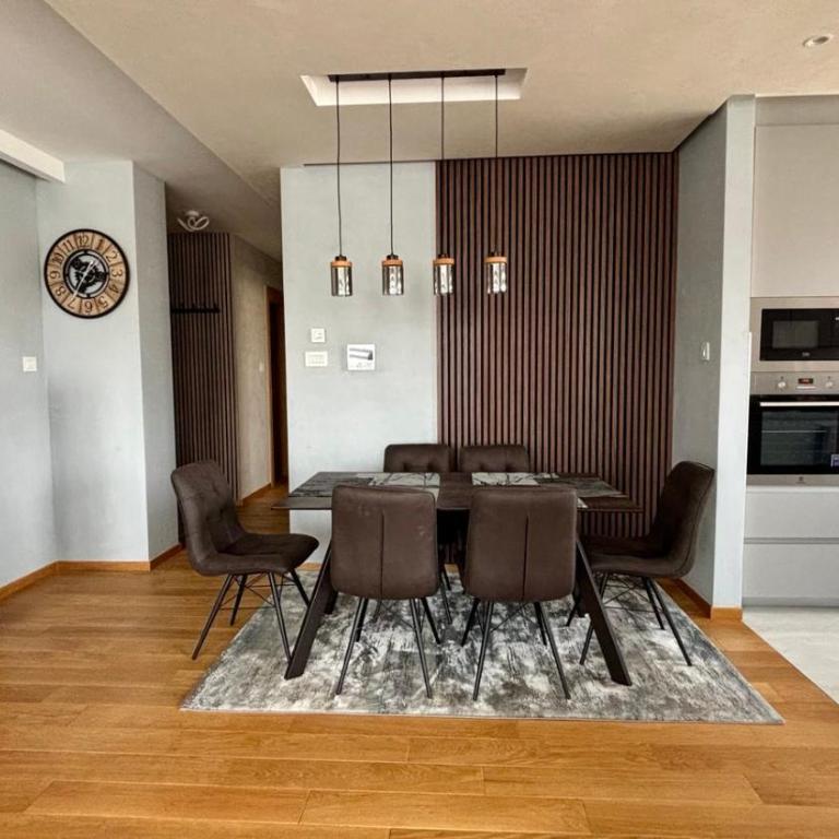 Apartman MMS - Apartman s 3 Spavaće Sobe i Pogledom na Planinu - 5