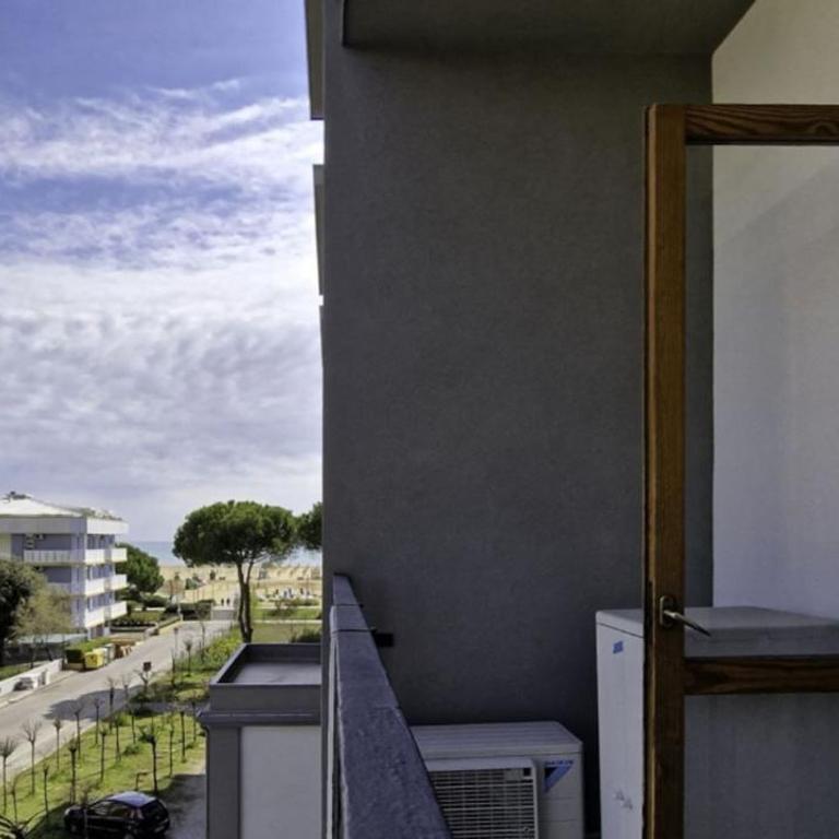 Seaside studio for 4 people in Bibione - Beahost - Monolocale - 1
