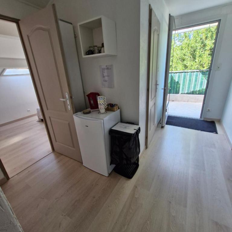 Chez faby José - Chambre Double avec Salle de Bains Privative - 14