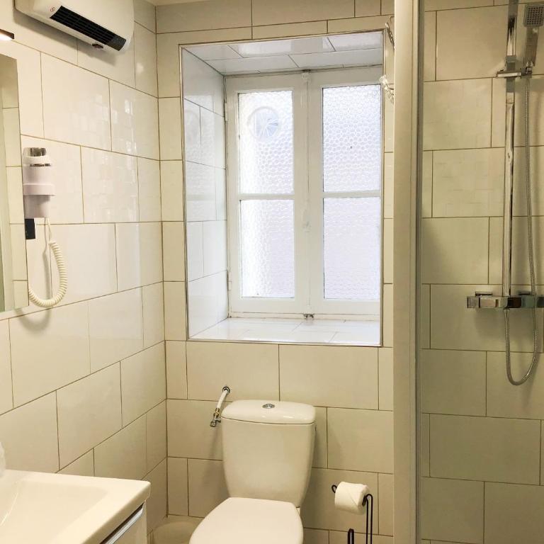 Appartements Sun, centre ville, parking, proche Sanctuaire - One-Bedroom Apartment - 8