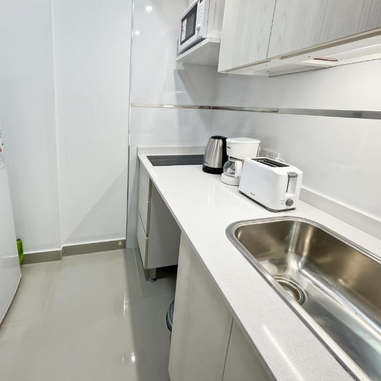 Ayres Suites Moreno - Estudio Doble Deluxe - 3