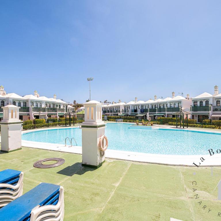 Coqueto bungalow con terraza privada y piscina - Casa con 1 dormitorio - 15
