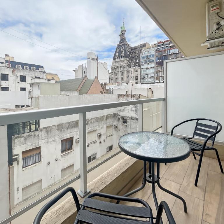 Ayres Suites Moreno - Estudio con balcón - 2