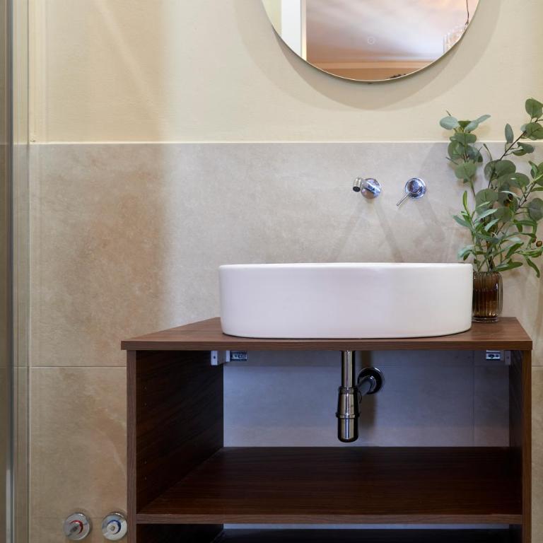 LJ Suites Florence - Rooms nearby Piazza Beccaria - Camera Matrimoniale - 8