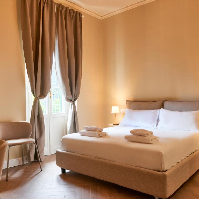 LJ Suites Florence - Rooms nearby Piazza Beccaria - Camera Matrimoniale Deluxe con Balcone - 1