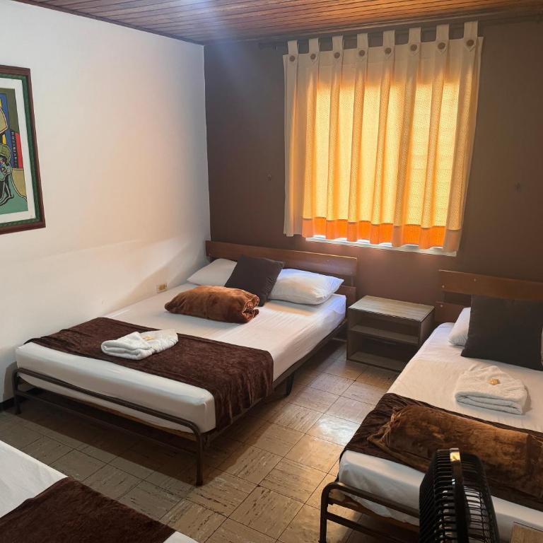 Hotel Alpino Armenia - Habitación Triple - 4