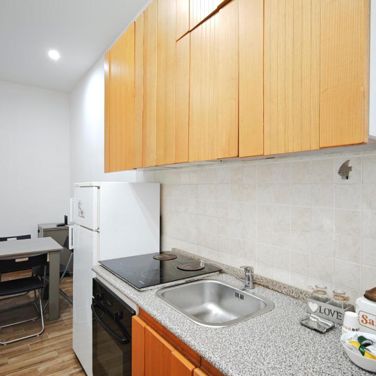Karrass - One-Bedroom Apartment - 23