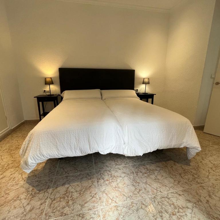Apartamentos Explanada - Two-Bedroom Apartment - 18