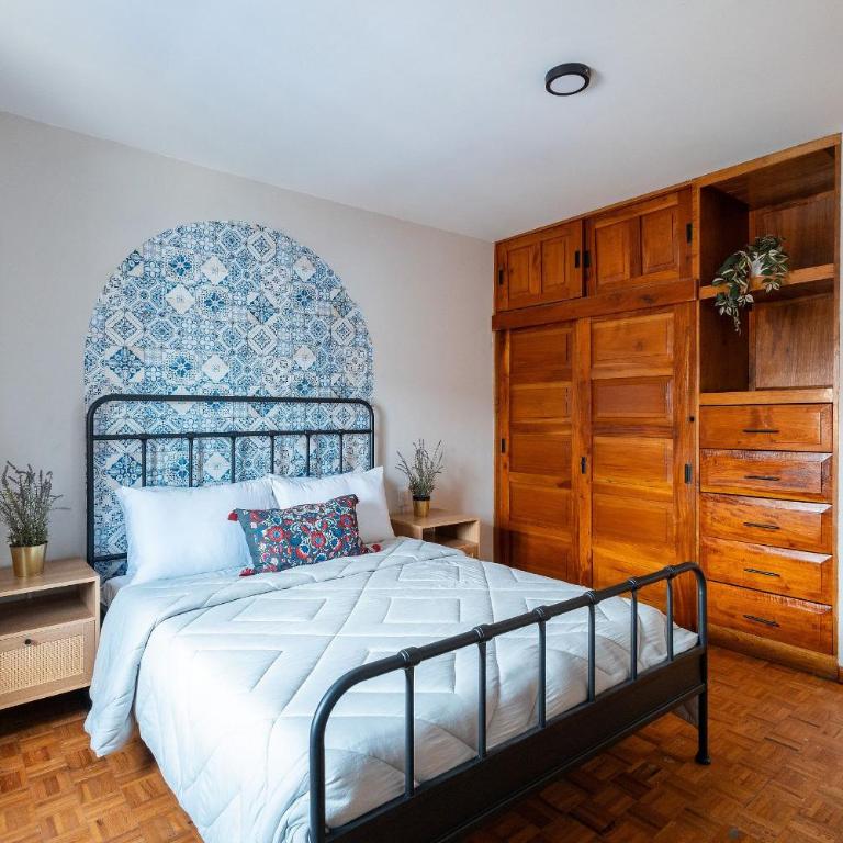 Hermosa Casa en Centro Histórico | 5 hab + Est - Casa de 5 dormitorios - 18