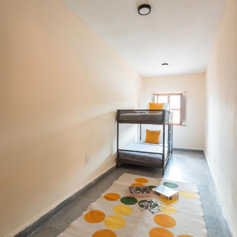 Hermosa Casa en Centro Histórico | 5 hab + Est - Casa de 5 dormitorios - 28