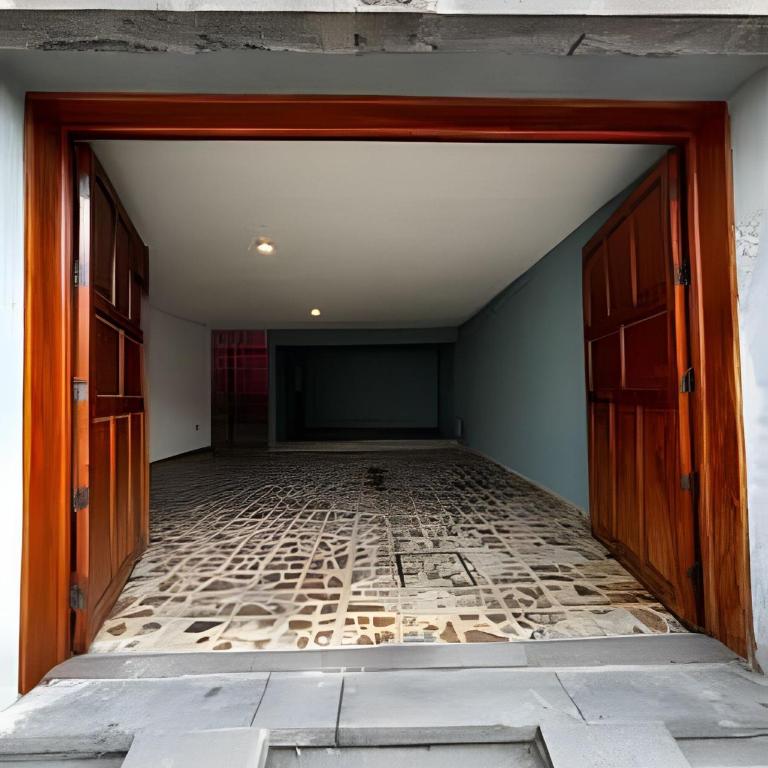 Hermosa Casa en Centro Histórico | 5 hab + Est - Casa de 5 dormitorios - 69