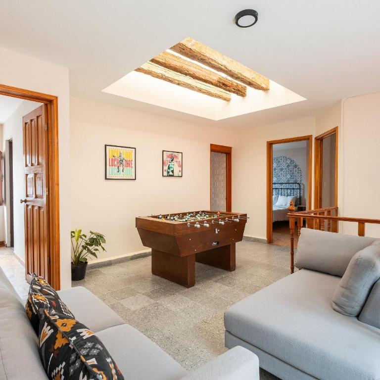 Hermosa Casa en Centro Histórico | 5 hab + Est - Casa de 5 dormitorios - 79