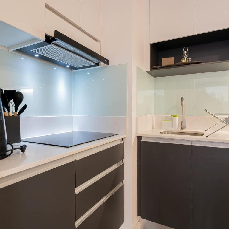 Luminous Apartment for 5 Ricardo Lyon - Apartment - 26