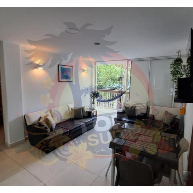 TOP SUITE Lugar encantador con parqueadero, internet 200Mgz - Two-Bedroom Apartment - 1