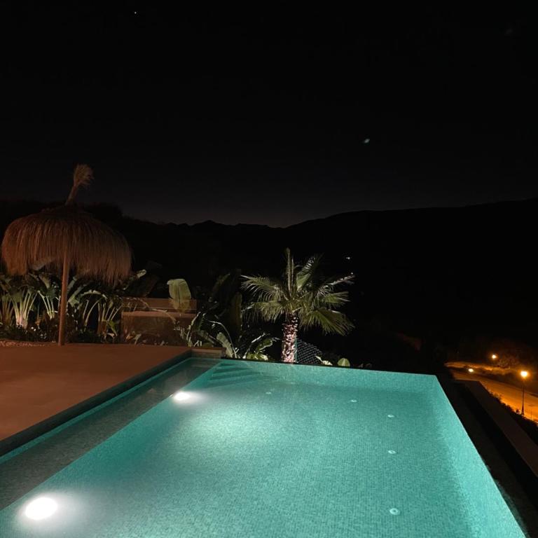 Villa Infinity with sensational view and extreme privacy - Villa - 18