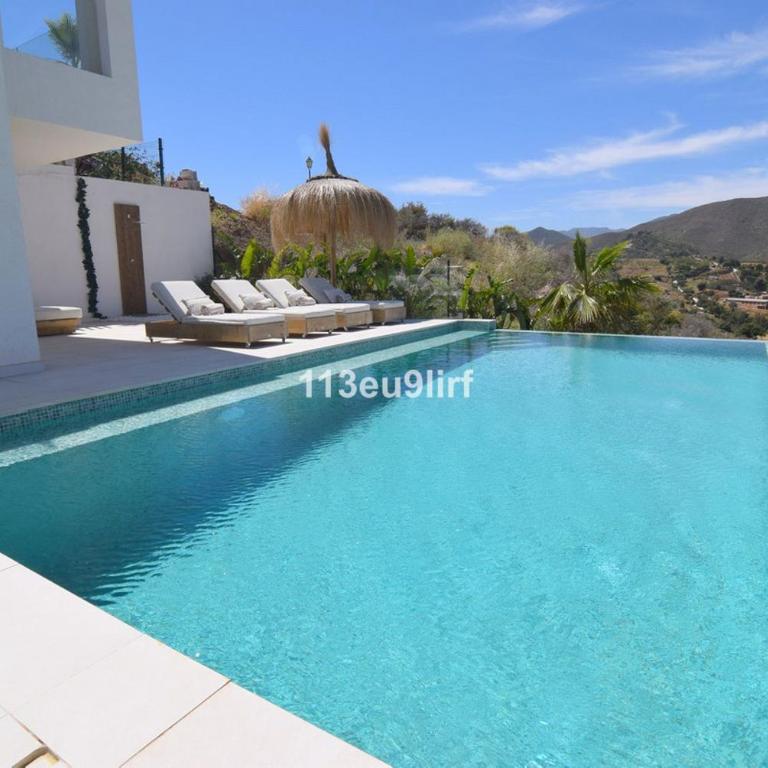 Villa Infinity with sensational view and extreme privacy - Villa - 2