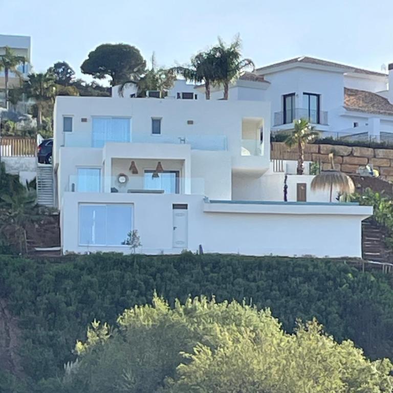 Villa Infinity with sensational view and extreme privacy - Villa - 24
