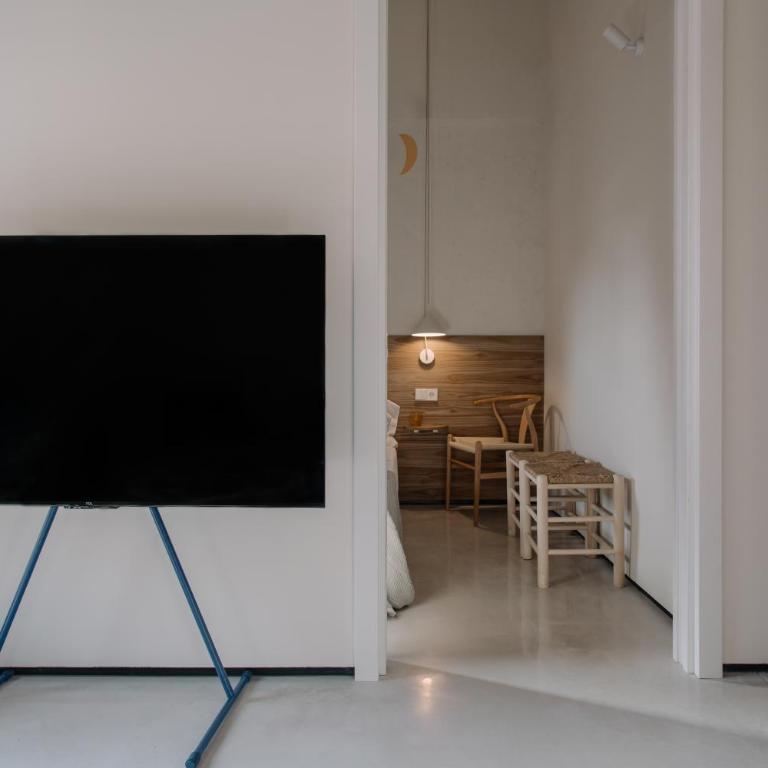 Can Bo - Two-Bedroom Apartment - 10