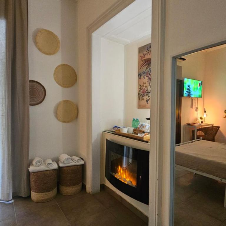 B&B Napoli Centrale Room&Jacuzzi - Suite Deluxe con Vasca Idromassaggio - 8