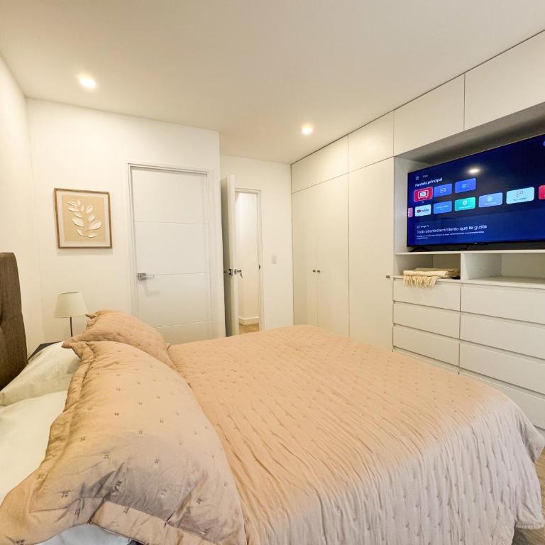 New 2D gym-grill Miraflores 1 block Malecón - Two-Bedroom Apartment - 3