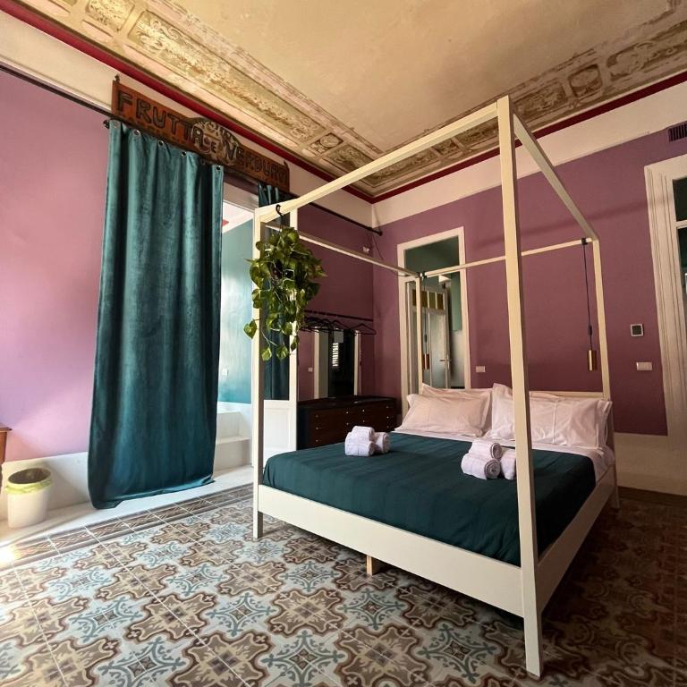 Galleria Cutò - Art Boutique Rooms - Camera Matrimoniale con Vasca Idromassaggio - 2