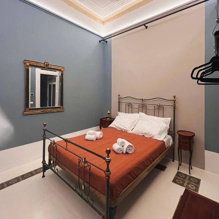 Galleria Cutò - Art Boutique Rooms - Camera Matrimoniale con Bagno Privato - 2