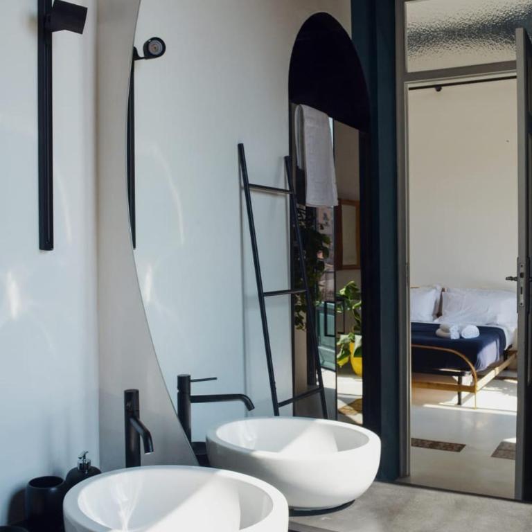 Galleria Cutò - Art Boutique Rooms - Camera Matrimoniale con Bagno Privato - 2