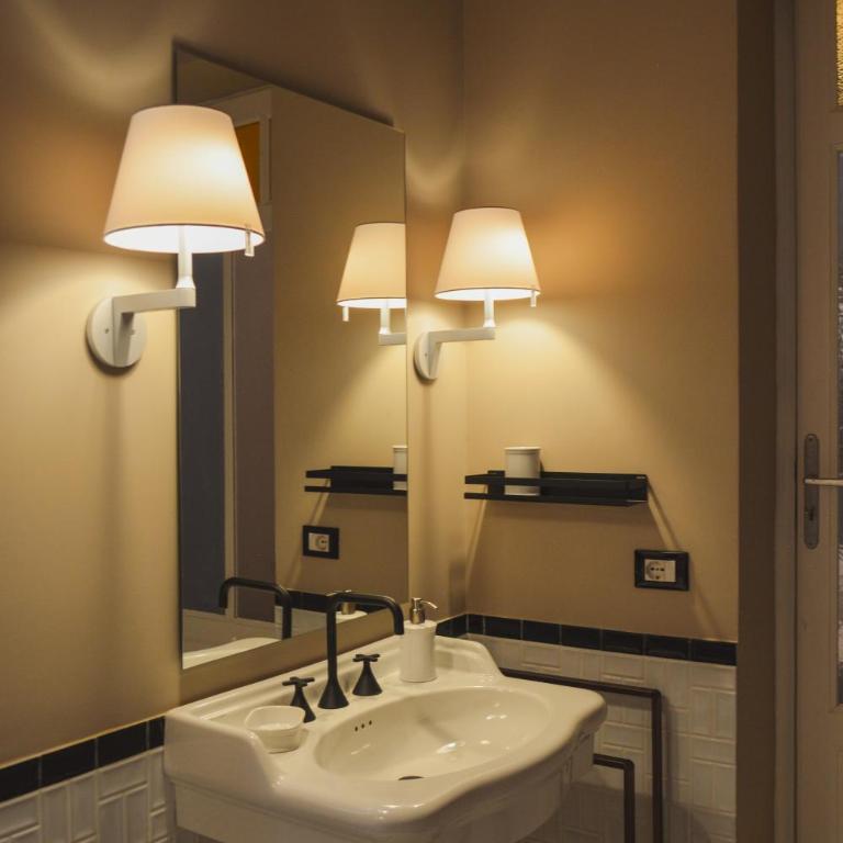 Galleria Cutò - Art Boutique Rooms - Camera Matrimoniale con Bagno Privato - 8