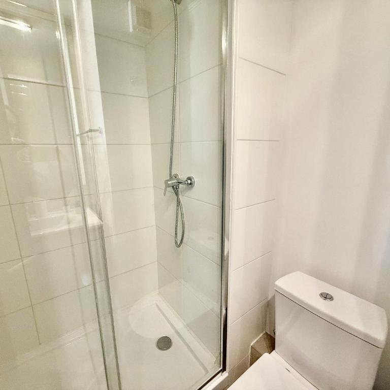 New and modern fully decorated apartment - Apartment - 8