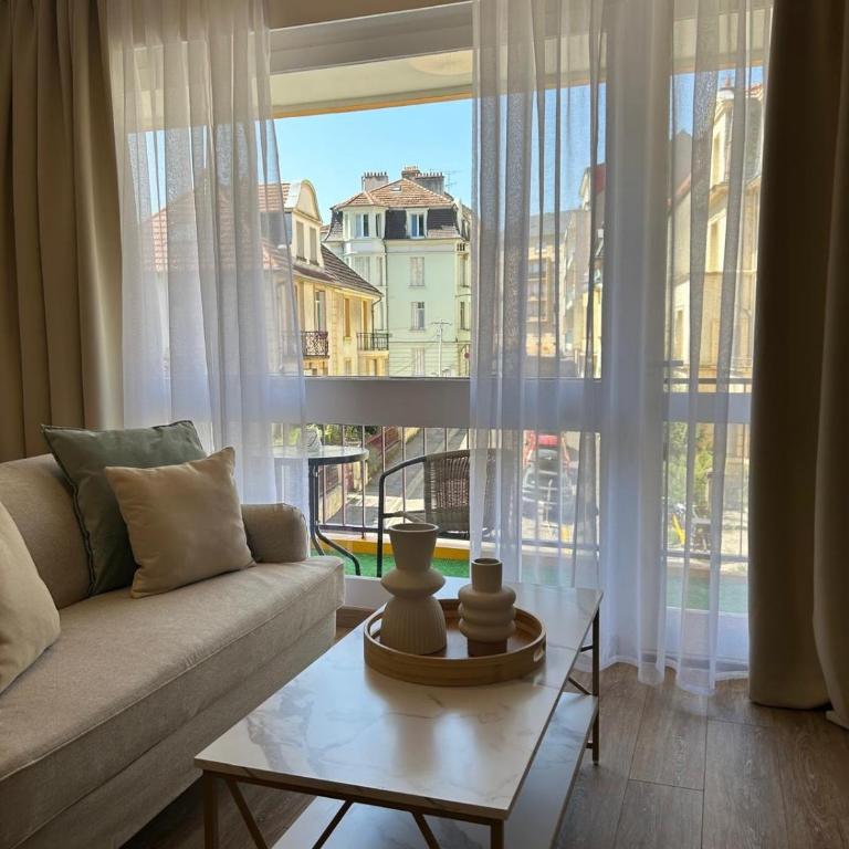 Sofi Appart-Hôtel, balcon, parking privé - Apartamento de 1 dormitorio - 11