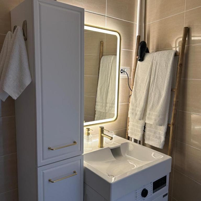 Sofi Appart-Hôtel, balcon, parking privé - Apartamento de 1 dormitorio - 25