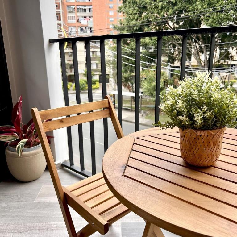 Bit Building - Apartment with Balcony - 21
