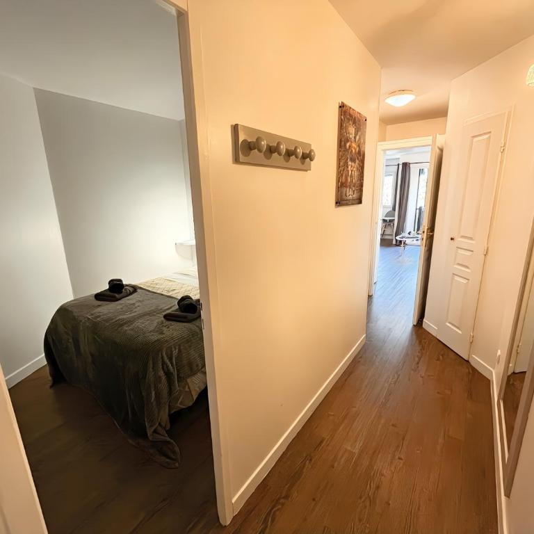 Avec 2 Balcons Vue sur la Piscine et Parking Gratuit privé - Appartamento con 1 Camera da Letto e Vista Piscina - 20