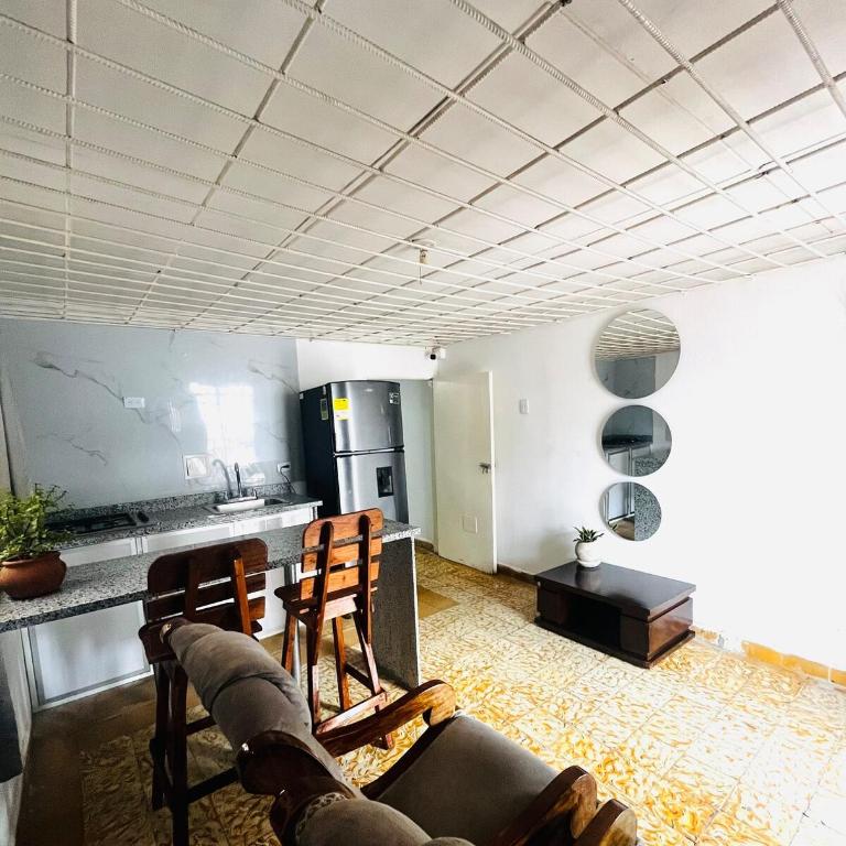 Lilis house - Two-Bedroom Apartment - 1