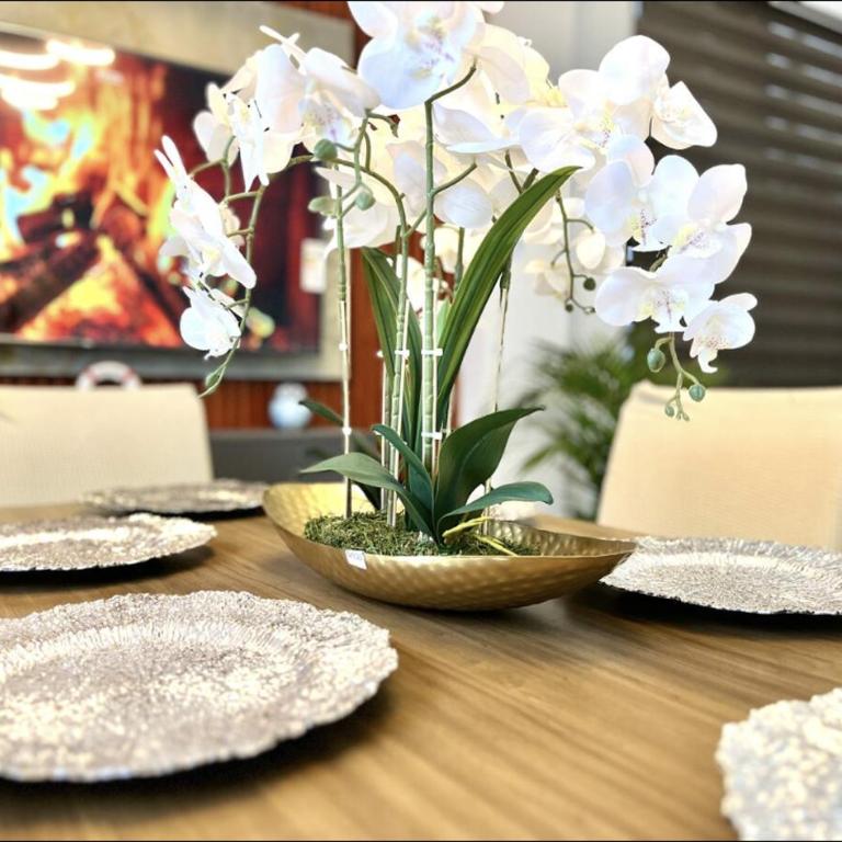 Lujosa Casa a 5min El Paseo Shopping Costa Oro - Three-Bedroom House - 15