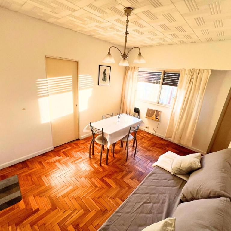 Departamento 2 ambientes pleno centro de la Ciudad - Apartamento de 1 dormitorio - 4