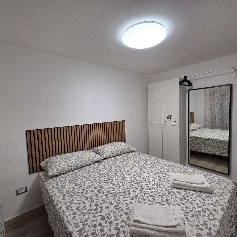 Tiny Little Home - Casa Vacanze ad Uso Esclusivo - Appartamento con 2 Camere da Letto - 2