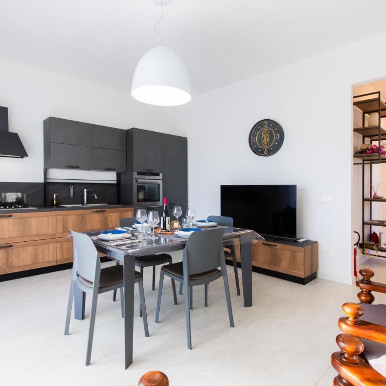 Appartamento Conchiglia - Three-Bedroom Apartment - 9