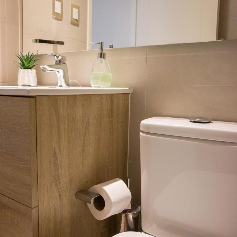 Luxury Meets Comfort in the Heart of Las Condes - Apartamento - 33